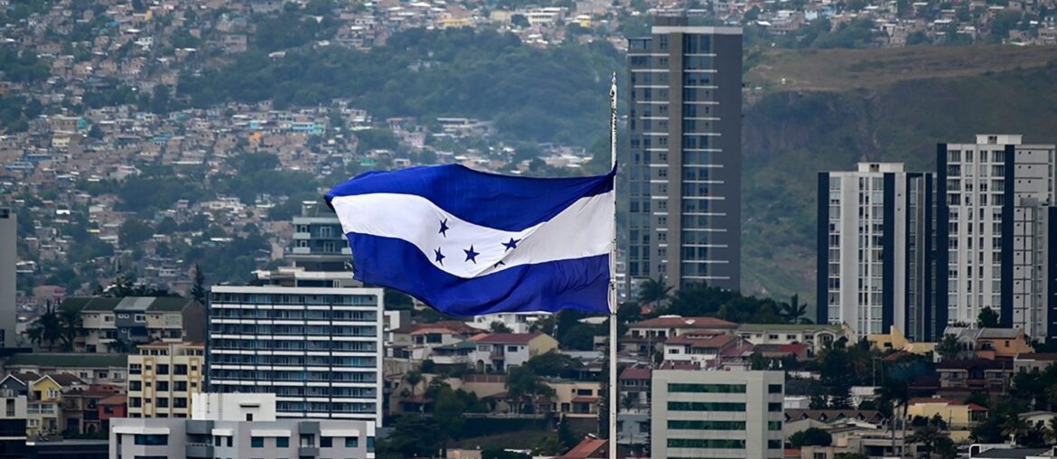 La democracia hondureña. Entre golpes, luchas y esperanzas